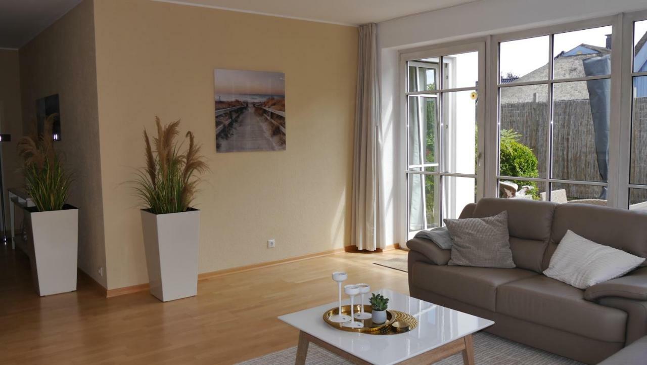 PREMIUM-LODGE im DER SÜDSCHWEDE ... Dein Gästehaus mitten in Zingst Exterior foto